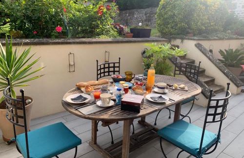 Alencon Cama Y Desayuno | La maison d'Hélios