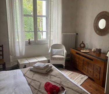 Esperaza Casa | La Maison d'hôtes du Chapelier