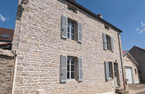 Gevrey-Chambertin Casa | La Maison de Caro