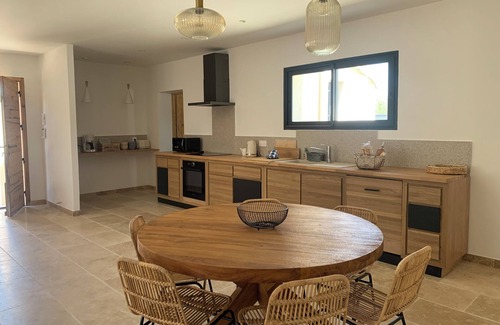 Maillane Casa | La Maison de Léa