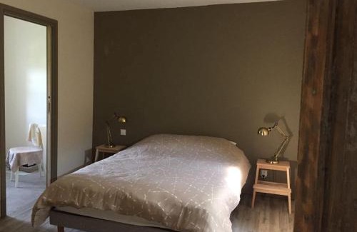 Trebes Cama Y Desayuno | La maison de l'écluse