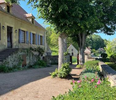 Apremont-sur-Allier Casa | La maison de l'Allier