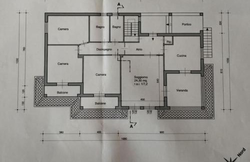 Costa Volpino Apartamento | La maison de P I M P I N