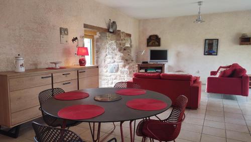 Cohiniac Casa | La maison des charretiers