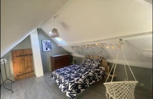 Lye Casa | La maison des Hautes Vallees- jardin-piscine Beauval