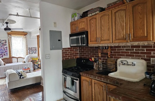 Bedford-Stuyvesant Casa | LA MAISON DES SIRENES 1, a 20 minutos de la ciudad. ¡Ven y vive como un neoyorquino!