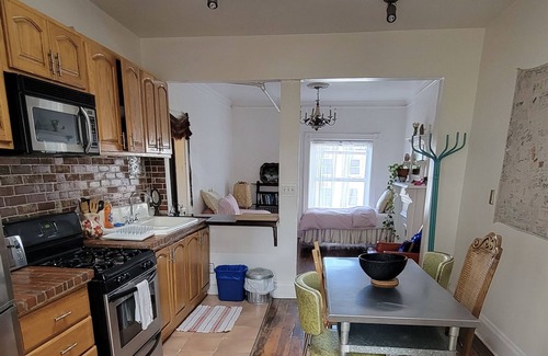 Bedford-Stuyvesant Apartamento | La Maison des sirenes 2, a solo 20 minutos de Manhattan. Bohemio, cómodo