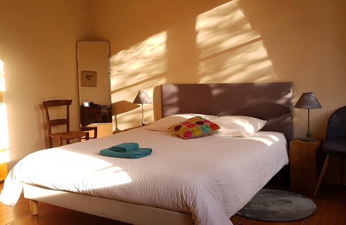 Savigny-les-Beaune Cama Y Desayuno | La Maison du Cremant