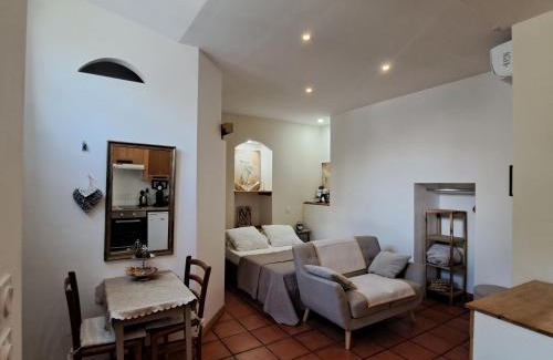 Homps Cama Y Desayuno | La Maison du Canal - Canal Studio