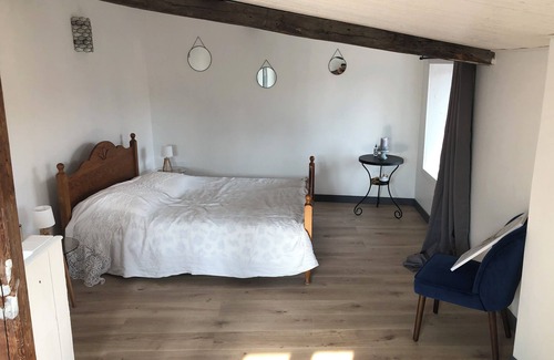 Marans Casa | LA Maison DU Dauphin