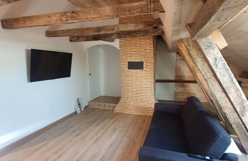 Padirac Casa | La Maison du Garde: typical Quercy house at the foot of the château.