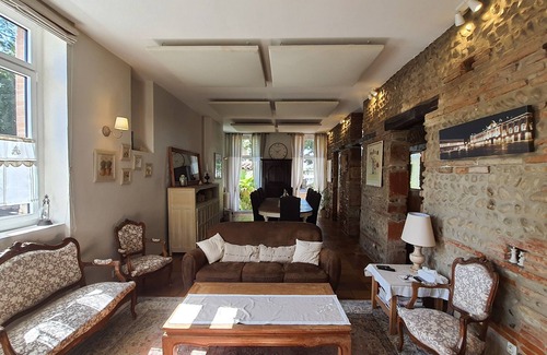 Labarthe-sur-Leze Cama Y Desayuno | La Maison du Poëlon