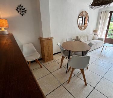 Saint-Guilhem-le-Desert Casa | La Maison de Faustin