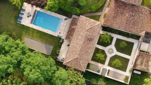 Verac Casa | La Maison L'Eperon, stylish 5 star villa surrounded by vineyard near Saint Emilion