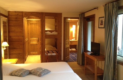 Le Praz Hotel | La Maison Les Peupliers
