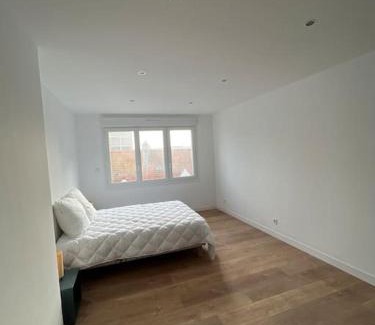 Boulogne-sur-Mer Casa | La Maison Saint-Adrien