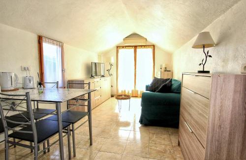 Les Maillans Casa | La Maisonnette des Pins - Roquefort les Pins
