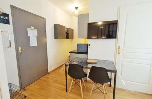 Bagneres-de-Luchon Apartamento | La Maladeta, T2, wifi, ascenseur, casier à skis, 4 personnes