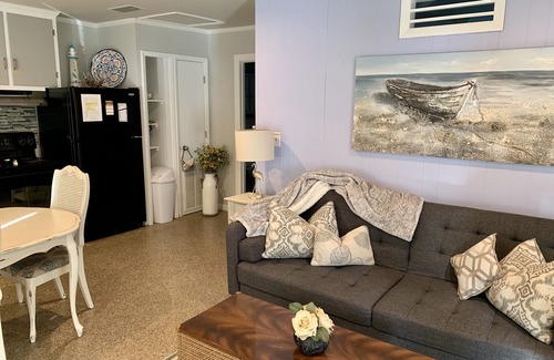 Kiska Beach Cabaña | La María hermosa cabaña de 2 dormitorios perfecta para la temporada de otoño acogedora y relajante