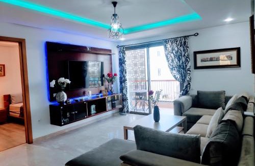 Bab al-Bahr Apartamento | La Marina Luxury Apartment Fully Furnished Free WiFi, High Standard Residence, Amazing Prime Location Close to Restaurants, Transport, Beach and Bouregreg River