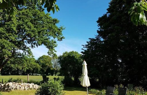 Dampierre-sous-Bouhy Casa | La Marquise, independent, two bedrooms and WIFI