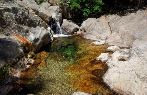 Olargues Casa | La Mazette, les pieds dans l'eau ! 12 Pers