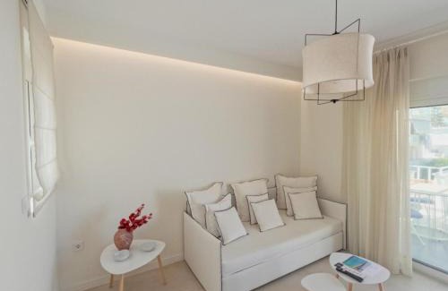 Vrahati Apartamento | La Mer Bleue Beachfront Boutique Apartments