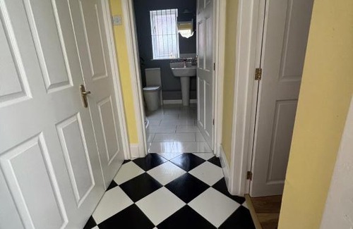 Peterborough Casa | La Mignonne Aketoise