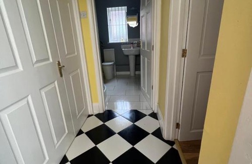 Peterborough Casa | La Mignonne Aketoise