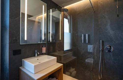 Cernusco Lombardone Hotel | La Molgora Hotel