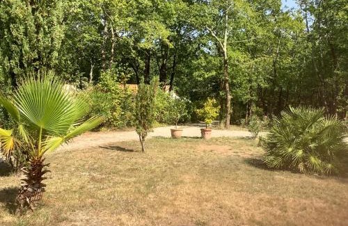 Grayan-Et-L'Hopital Apartamento | La Morandiere