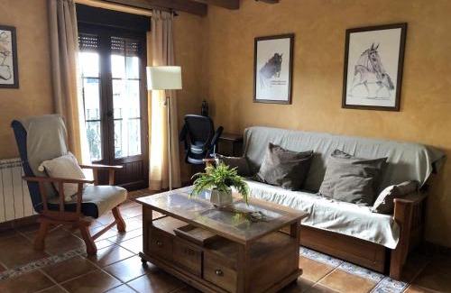 Navarredonda de Gredos Apartamento | La Nava de Gredos acogedor piso con vistas