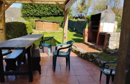 Ardisana Casa | LA NOZAL piscina, barbacoa, jardín