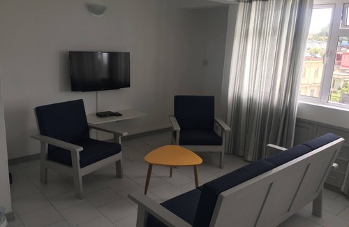 Forest Side Apartamento | La Péninsule - Town Apartment en Curepipe 3