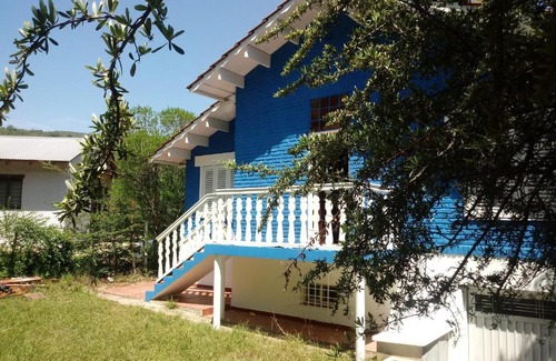 Alta Gracia Casa | La Paisanita con bajada propia al río