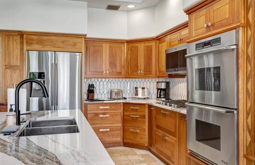 Catalina Foothills Estates Casa | La Paloma: Luxurious Desert Retreat
