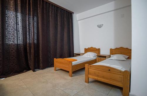 Eforie Sud Casa | La Papu și Maia