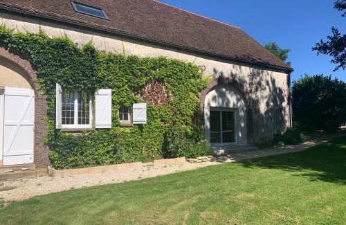 Boeurs-en-Othe Casa | La Parenthèse du Champion Gite 4 étoiles, 5 chambres, piscine, spa, sauna