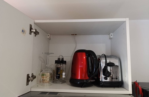 Soyaux Apartamento | La Parenthèse Furnished apartment, Terrace, Garden. PKG Free Netfix BOx TV.