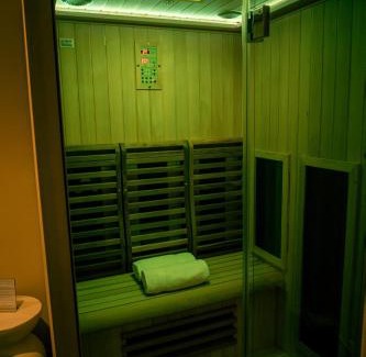 Pont-de-L'Arche Apartamento | La Parenthèse Suites - appartement luxueux avec sauna et baignoire balnéo