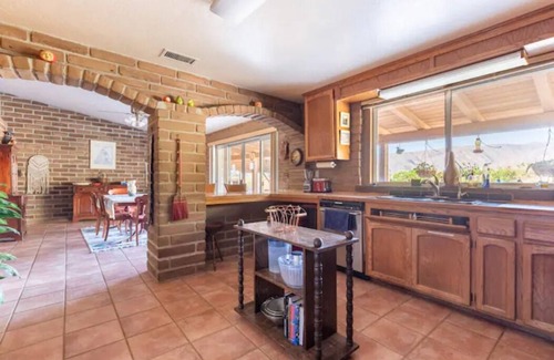 Borrego Springs Casa | La Paz - Adobe desert home on 6 acres, hot tub, cowboy pool, hiking