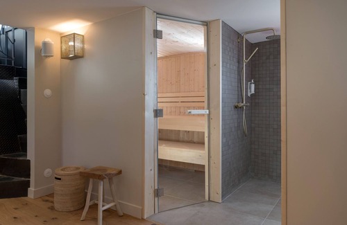 Centre Ville Casa | La Peniche - Bed And Bicycle - Vienne