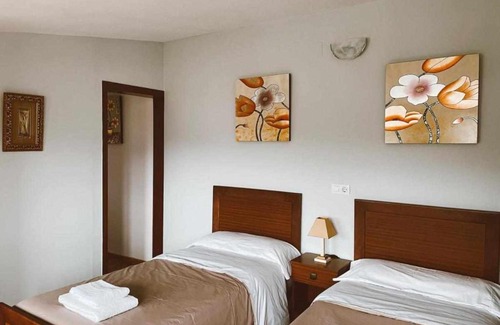 Sarria Casa | La Pension de Martin