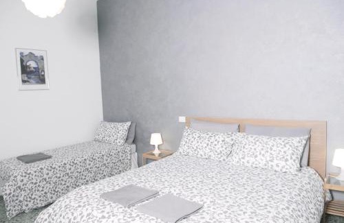 Piano di Valeriano-Bottagna Casa | La Pergola Private Parking