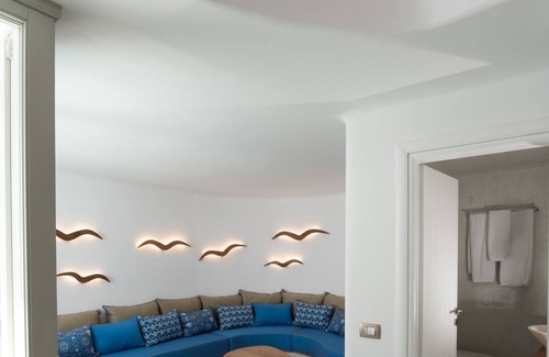Oia Hotel | La Perla Villas and Suites - Adults Only