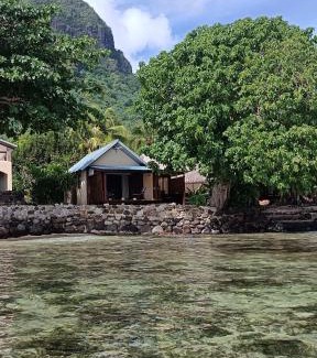 Pihaena Casa | La PERLE de MOOREA Fare MOANA ITI Bord de lagon