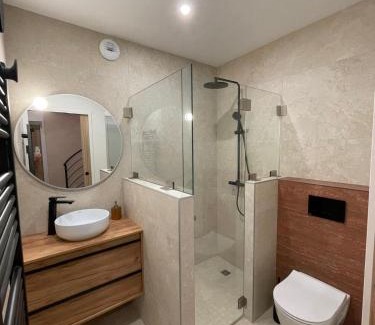 Recoules-Previnquieres Casa | La petite maison