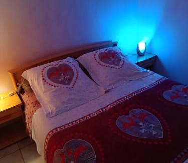 Nantheuil Casa | La petite maison a la campagne