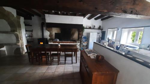 Chavroches Casa | La petite maison de Chavroches - proche du Pal