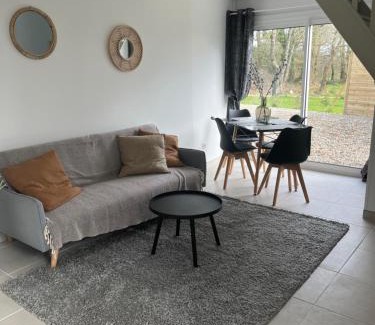 Glomel Casa | La petite maison de Kerguiniou